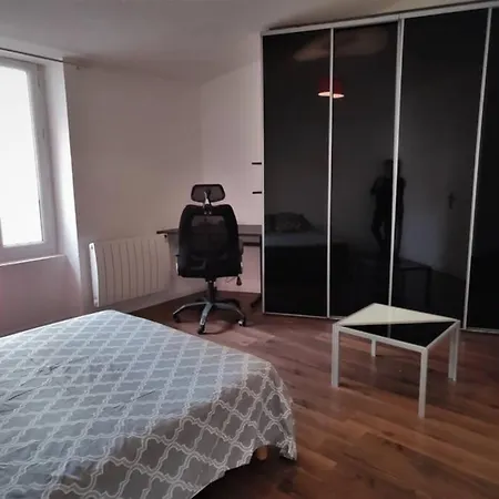 Maison Au Calme Vieux Сasa de vacaciones Vichy